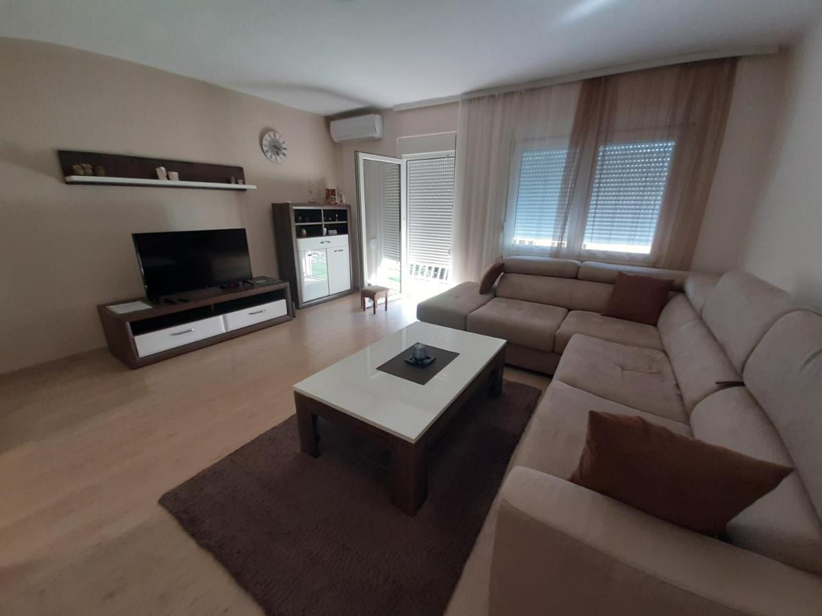 Apartment 081 พอดโกริกา ภายนอก รูปภาพ